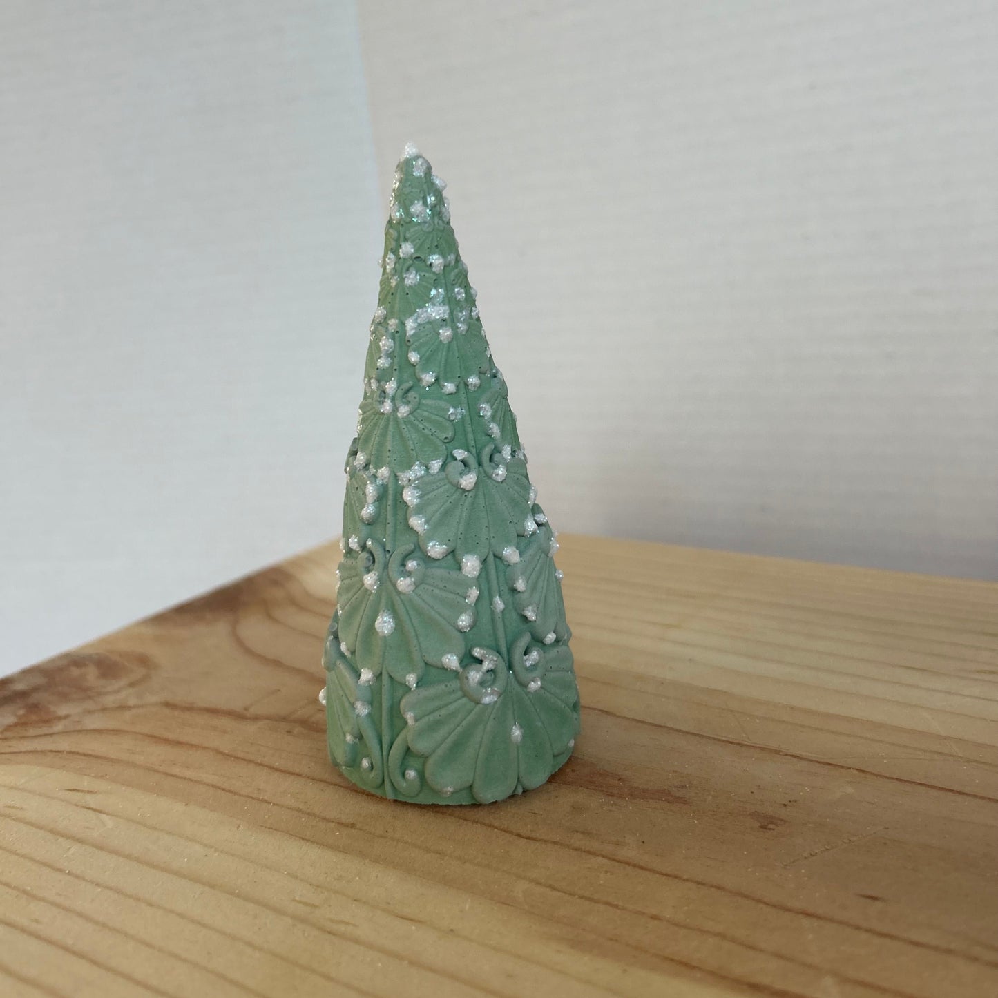 Juniper Christmas Cement Tree in green. Love Nene Concrete trees.