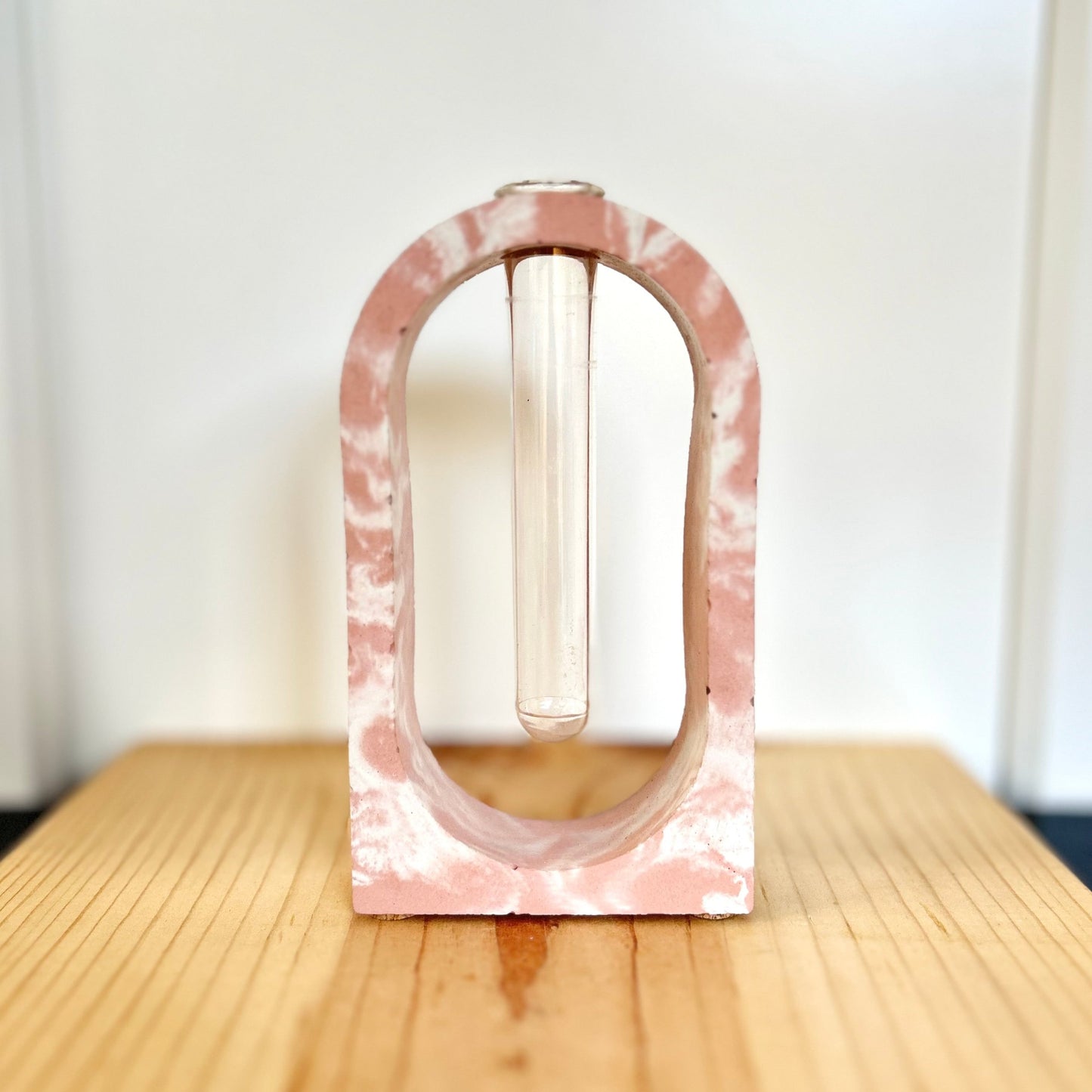 Arch Propagation Station in marbled dusty terracotta. Propagation stations by Love Nene.