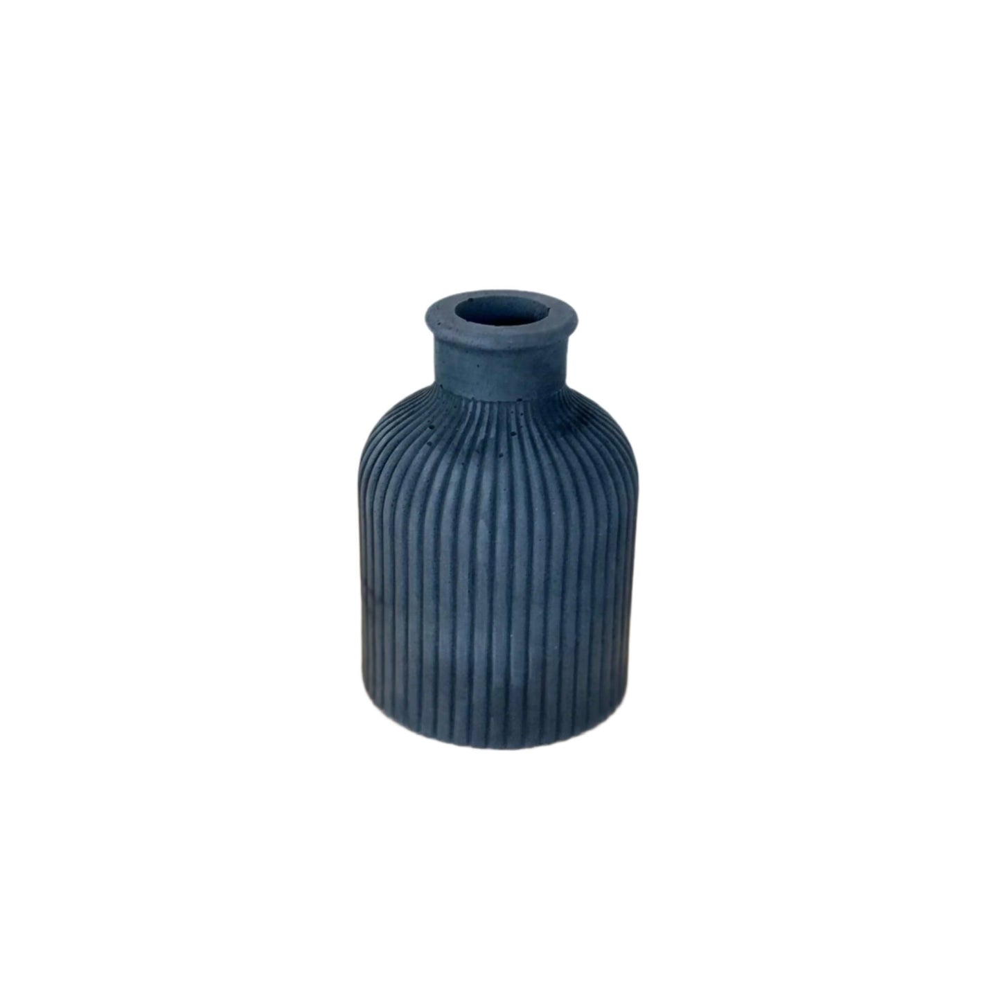 Concrete striped vase in solid black. Love Nene concrete home accessories and decor.