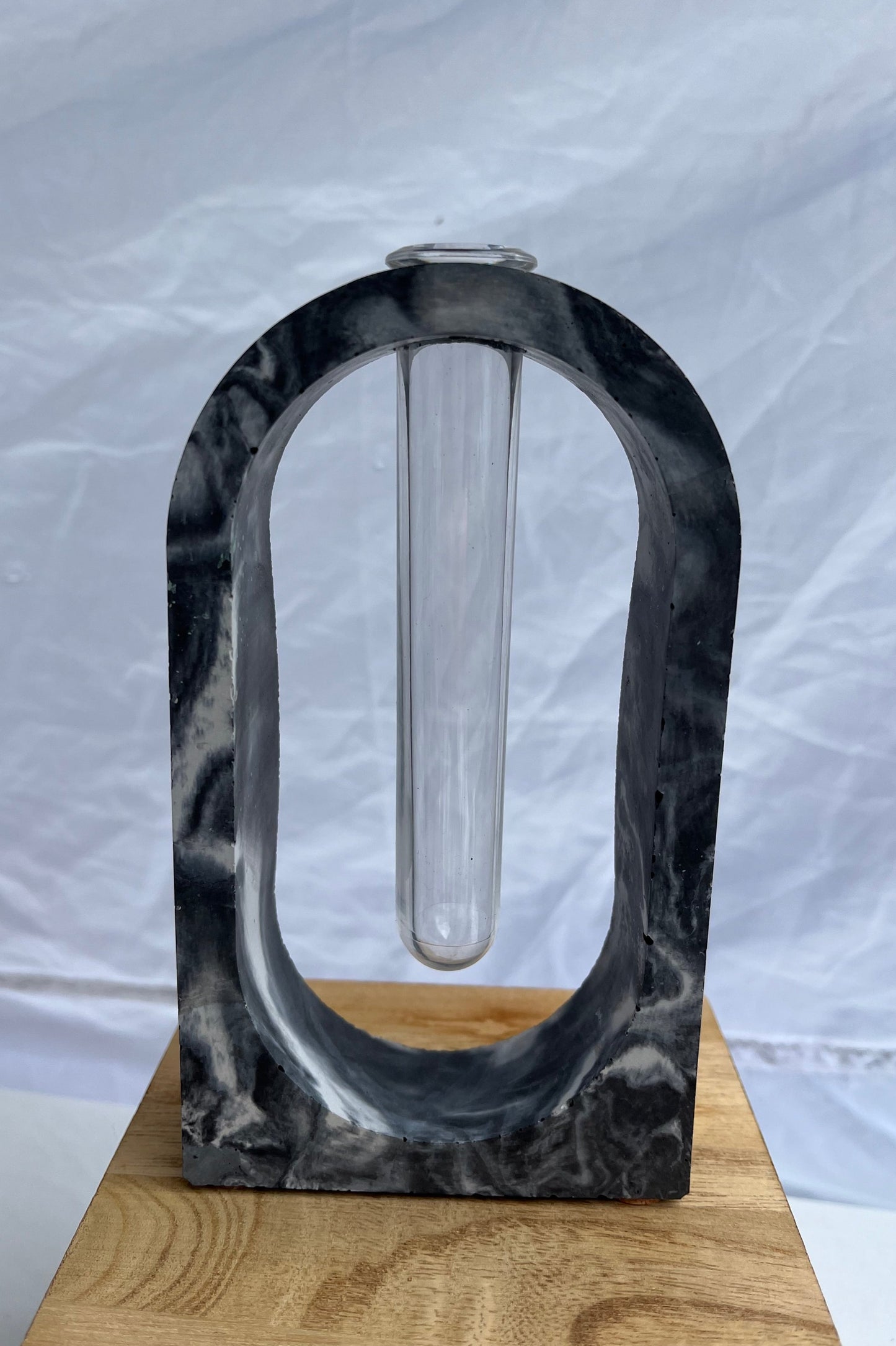 Arch Propagation Station in Dark Blue Marbled. Propagation stations by Love Nene. 