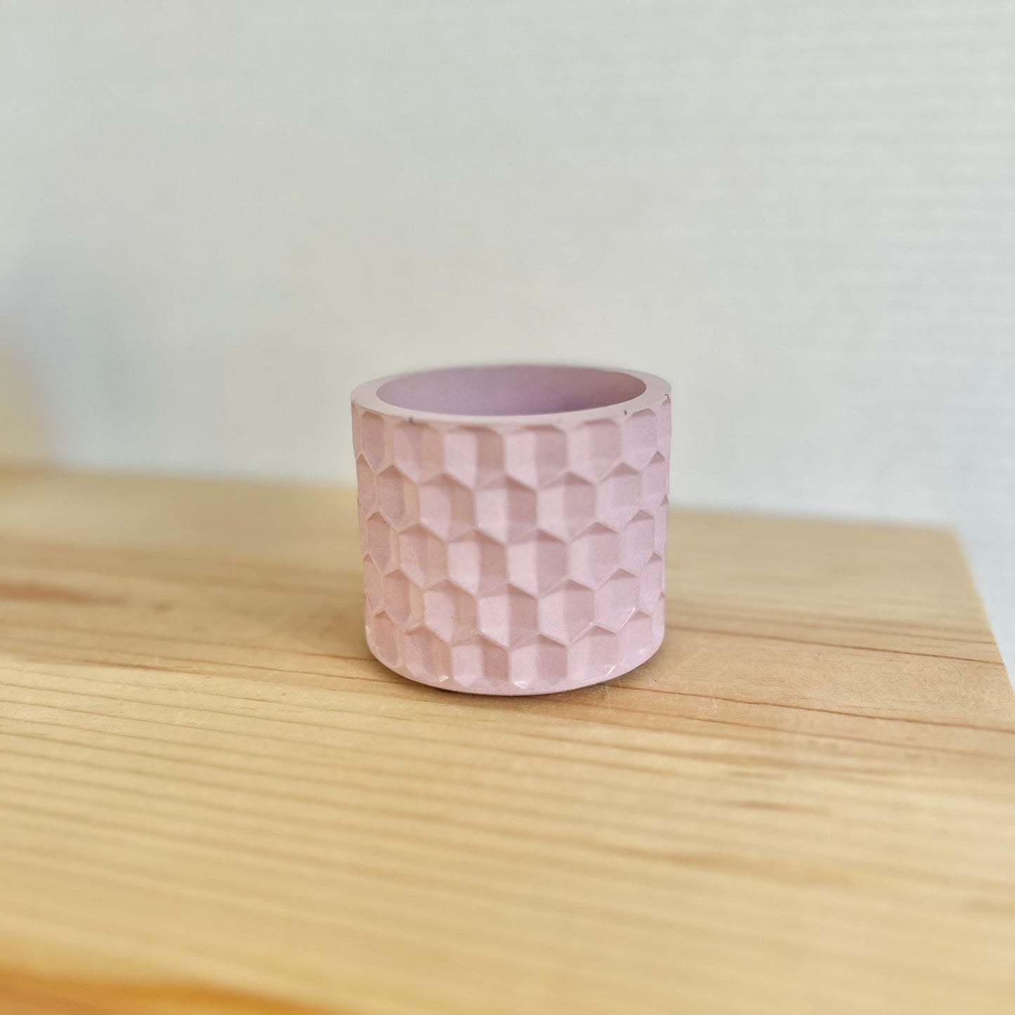 Honeycomb planter in pink. Love Nene cement planters.