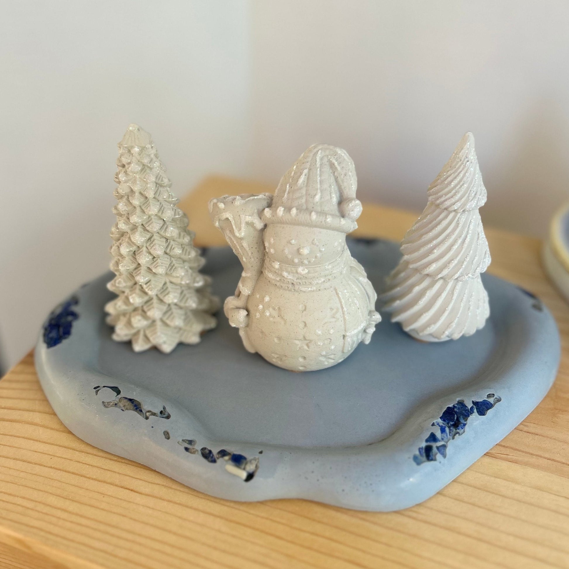 Cement Frosty Snowman in cream. Love Nene Concrete Snowmen & Christmas decor. 